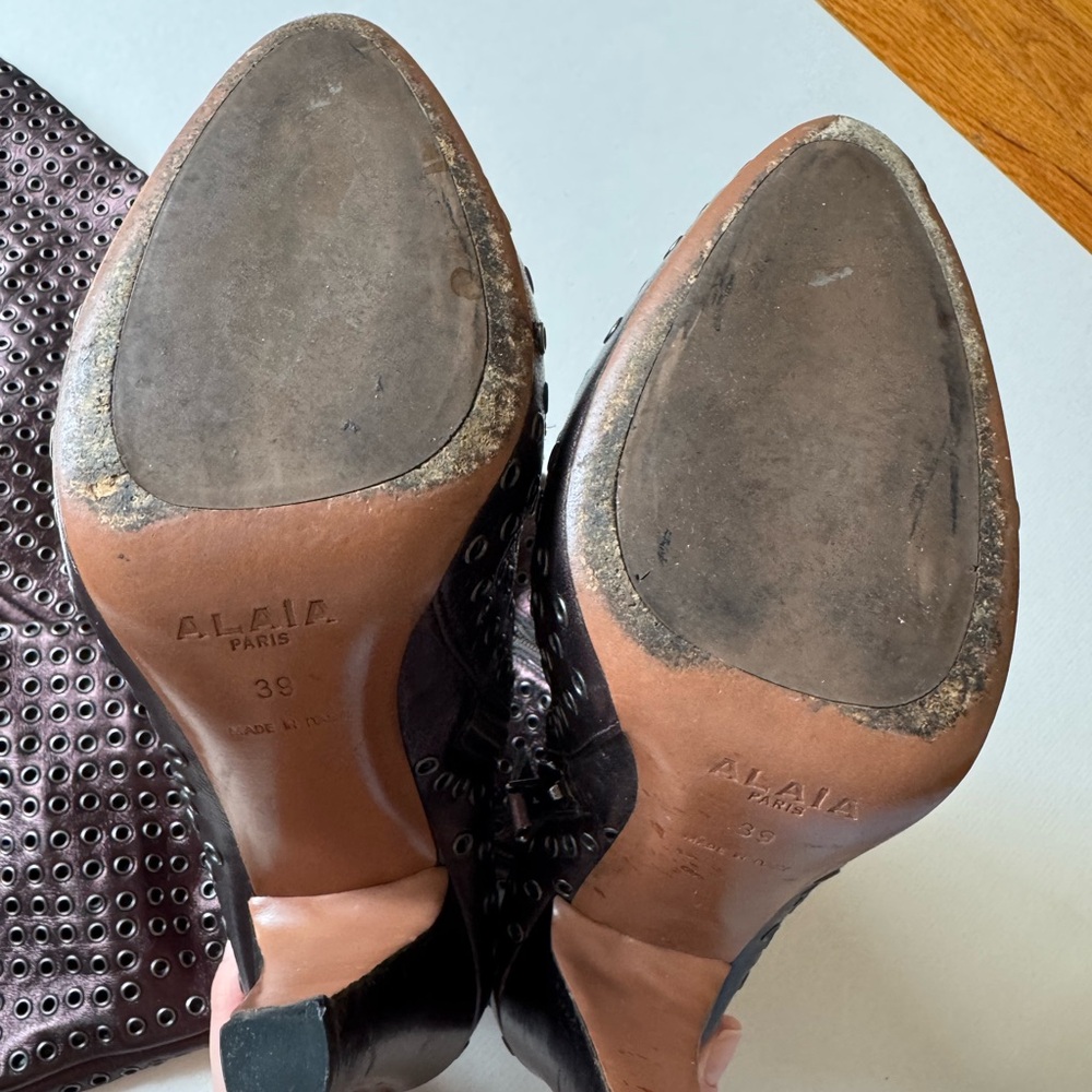 ALAIA Boots - Picture 6 of 6